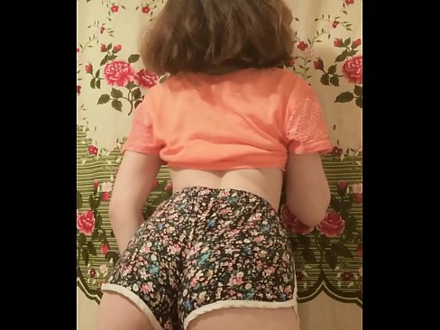 ❤️ Leanabh òg sexy a ’toirt dheth na shorts aice air a’ chamara ❤️  Gnè càileachd  aig gd.banglablog.top ❌️❤